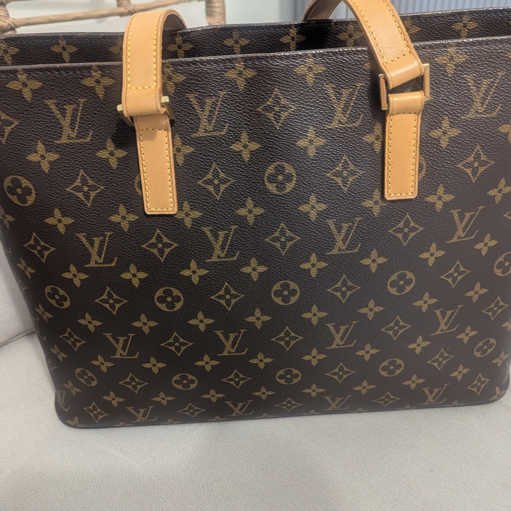 Louis Vuitton Monogram Tote Bag